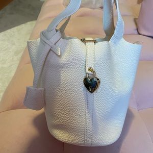 Hermes Taurillon Clemence Picotin bucket bag